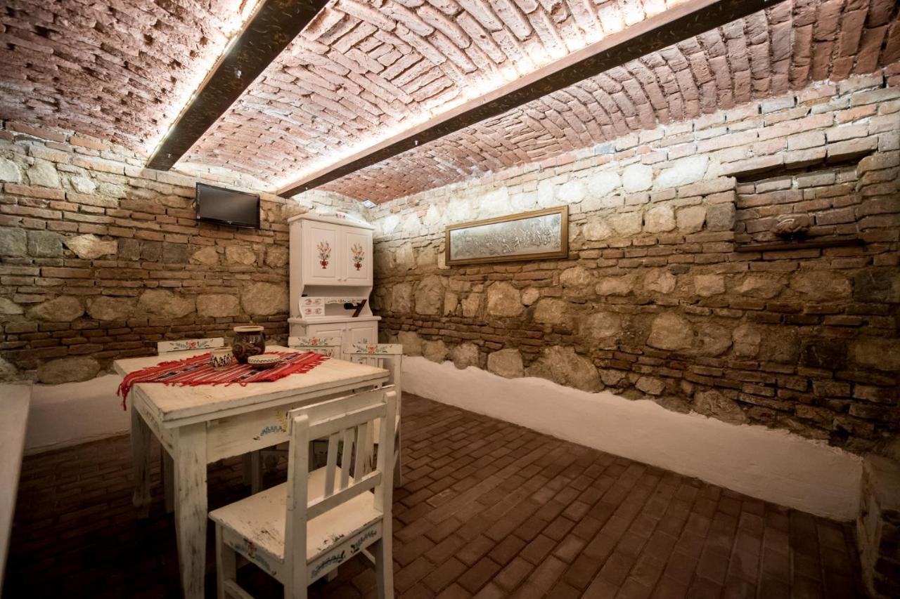 Vila Nicopole Art & Wine Μπρασόβ Εξωτερικό φωτογραφία