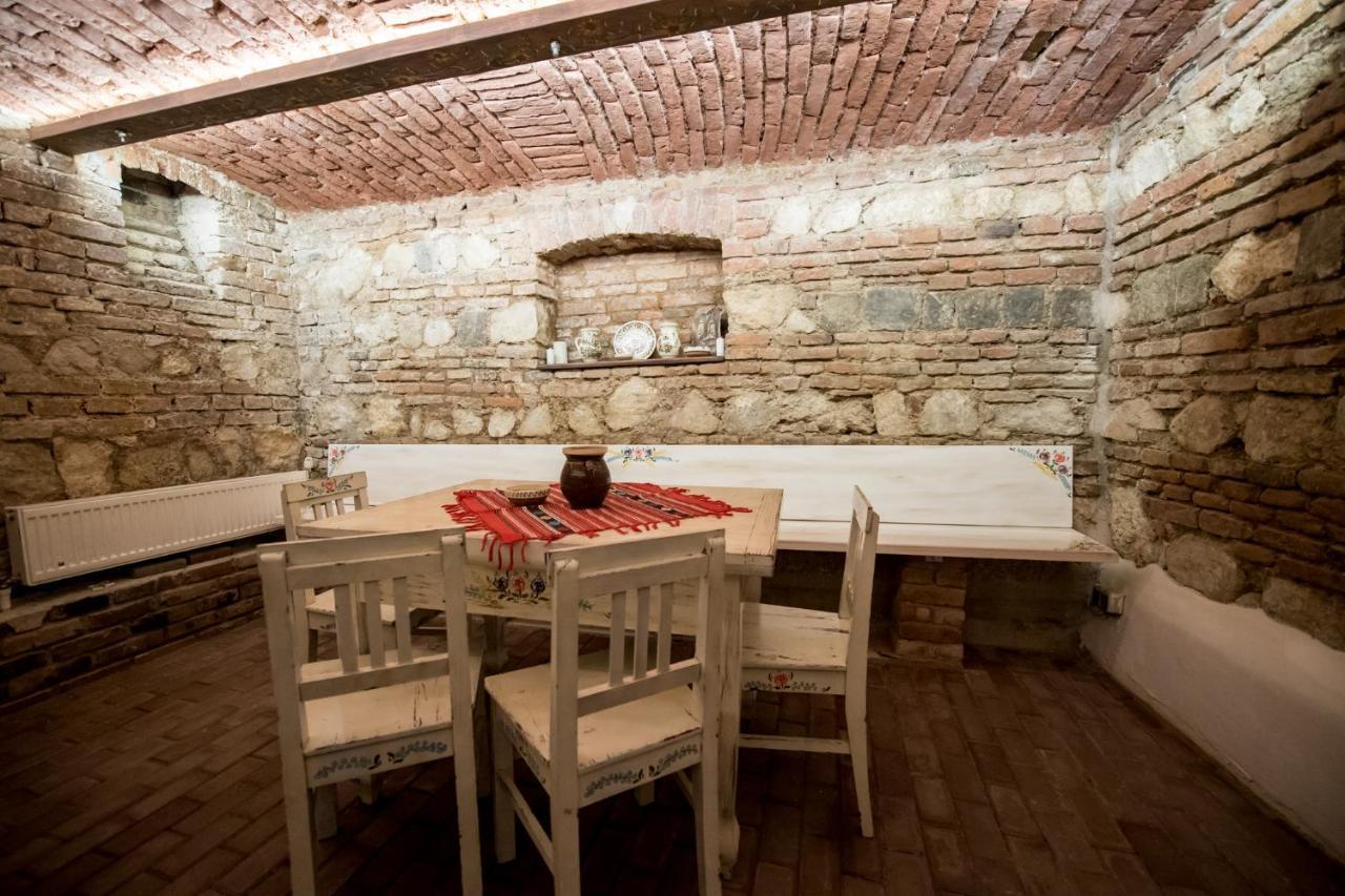 Vila Nicopole Art & Wine Μπρασόβ Εξωτερικό φωτογραφία