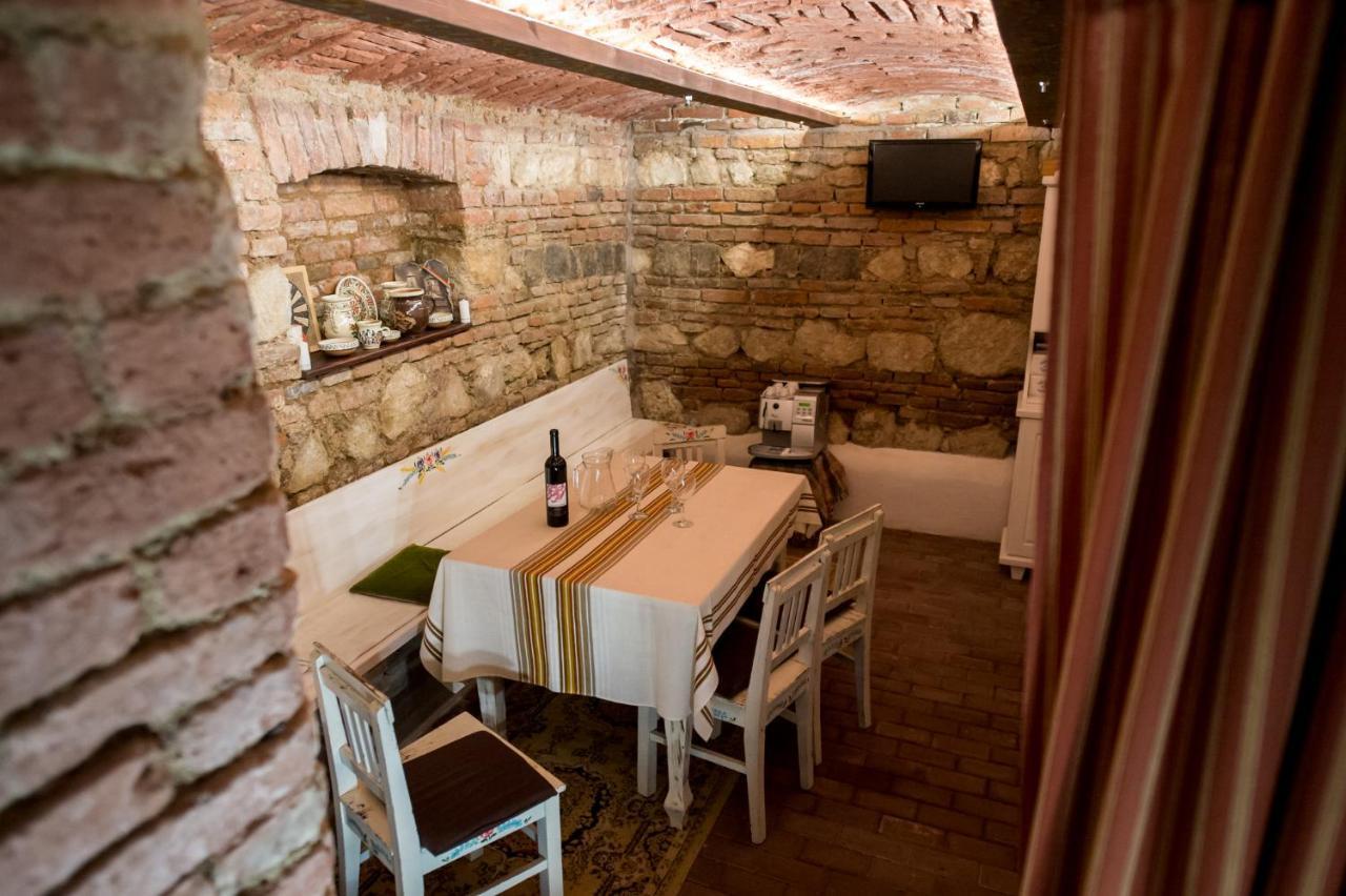 Vila Nicopole Art & Wine Μπρασόβ Εξωτερικό φωτογραφία
